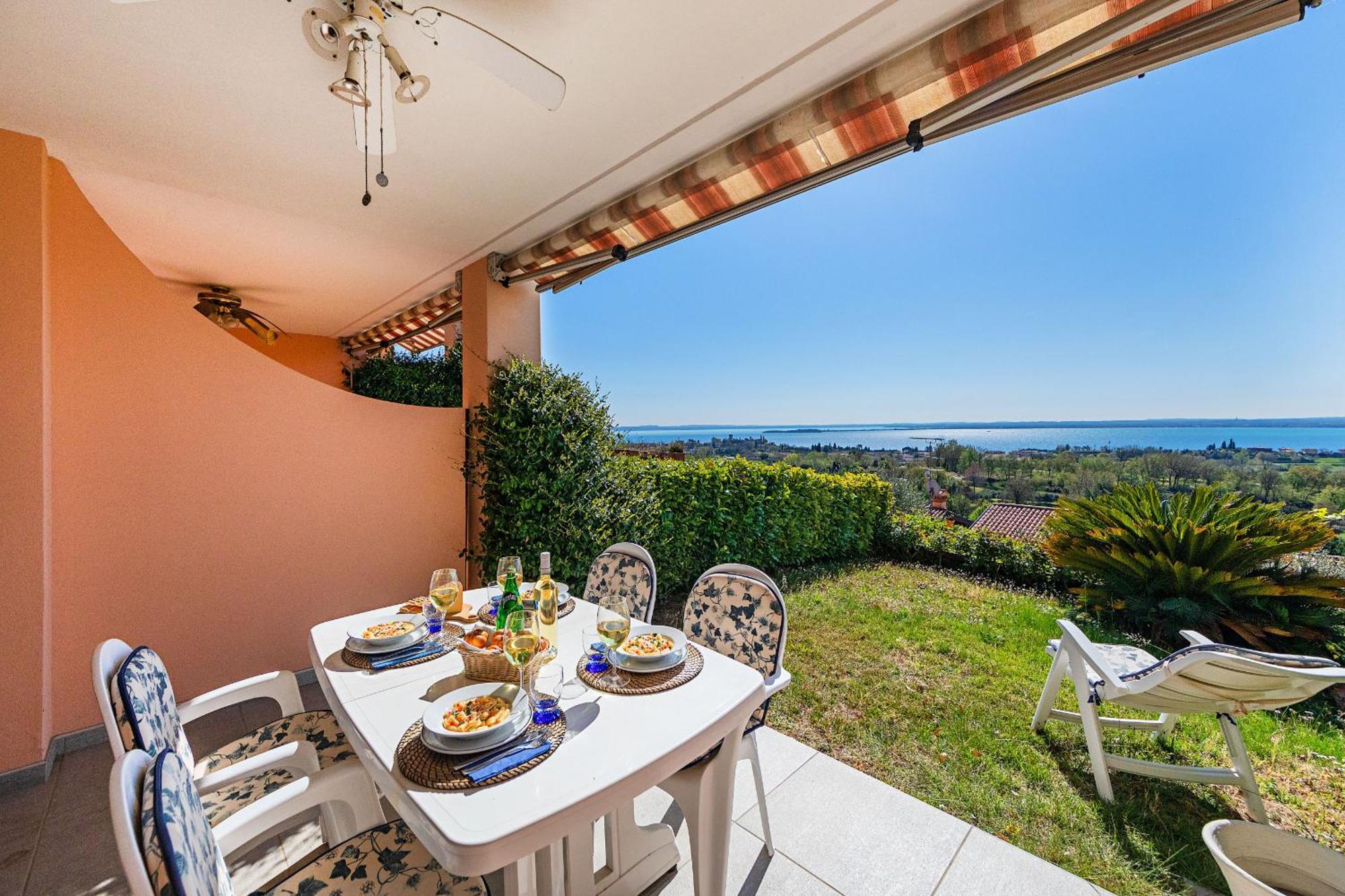 Residence Giardino 3 By Wonderful Italy Soiano Del Lago Exterior photo